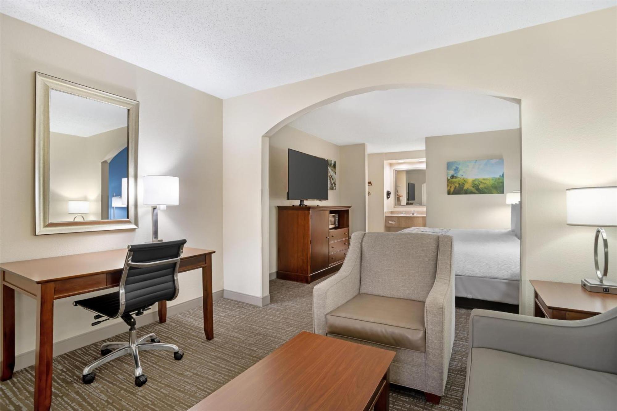 Best Western Inn & Suites Monroe Exterior photo